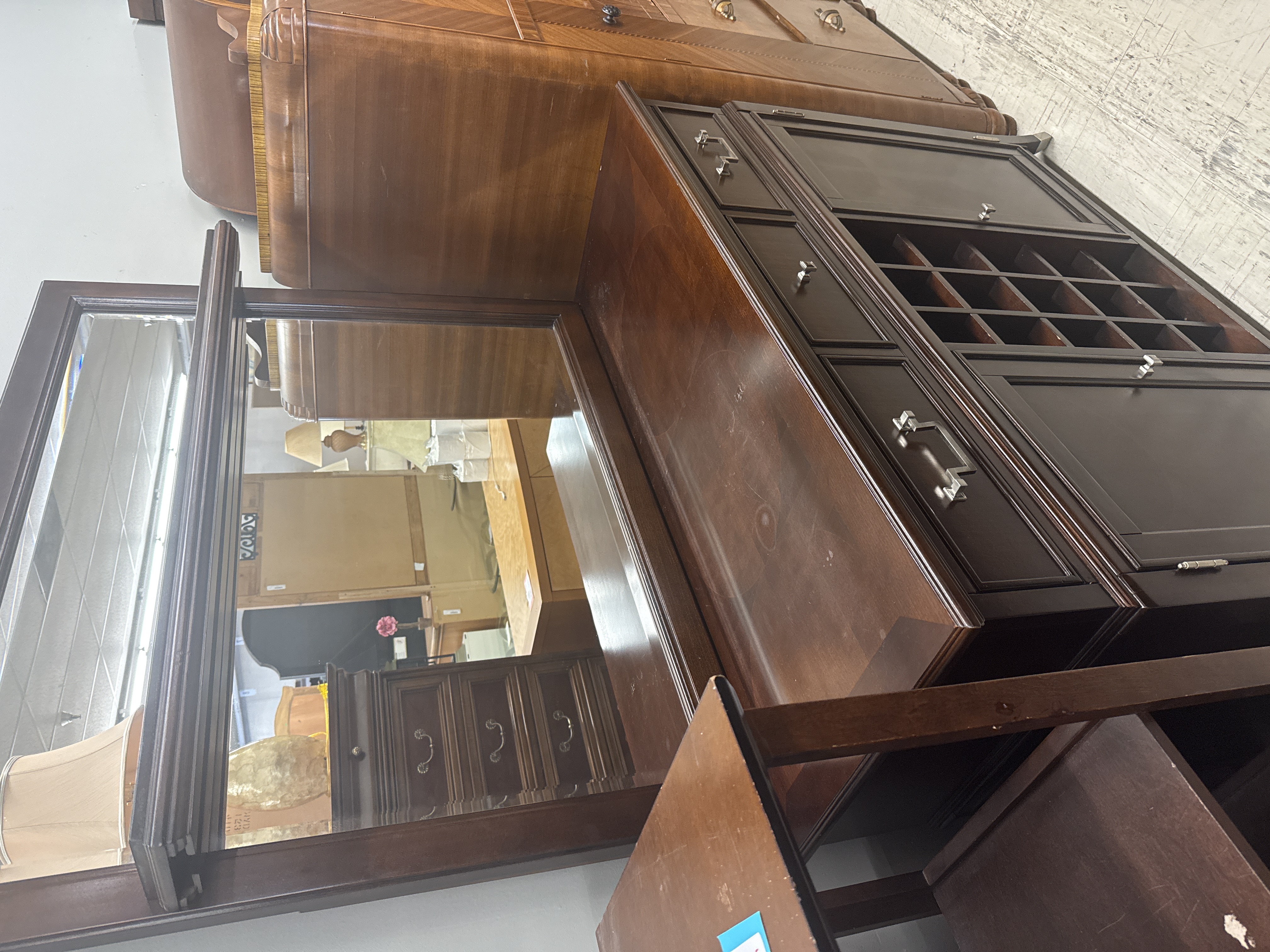 Dark Brown/Cherry Server w/mirror