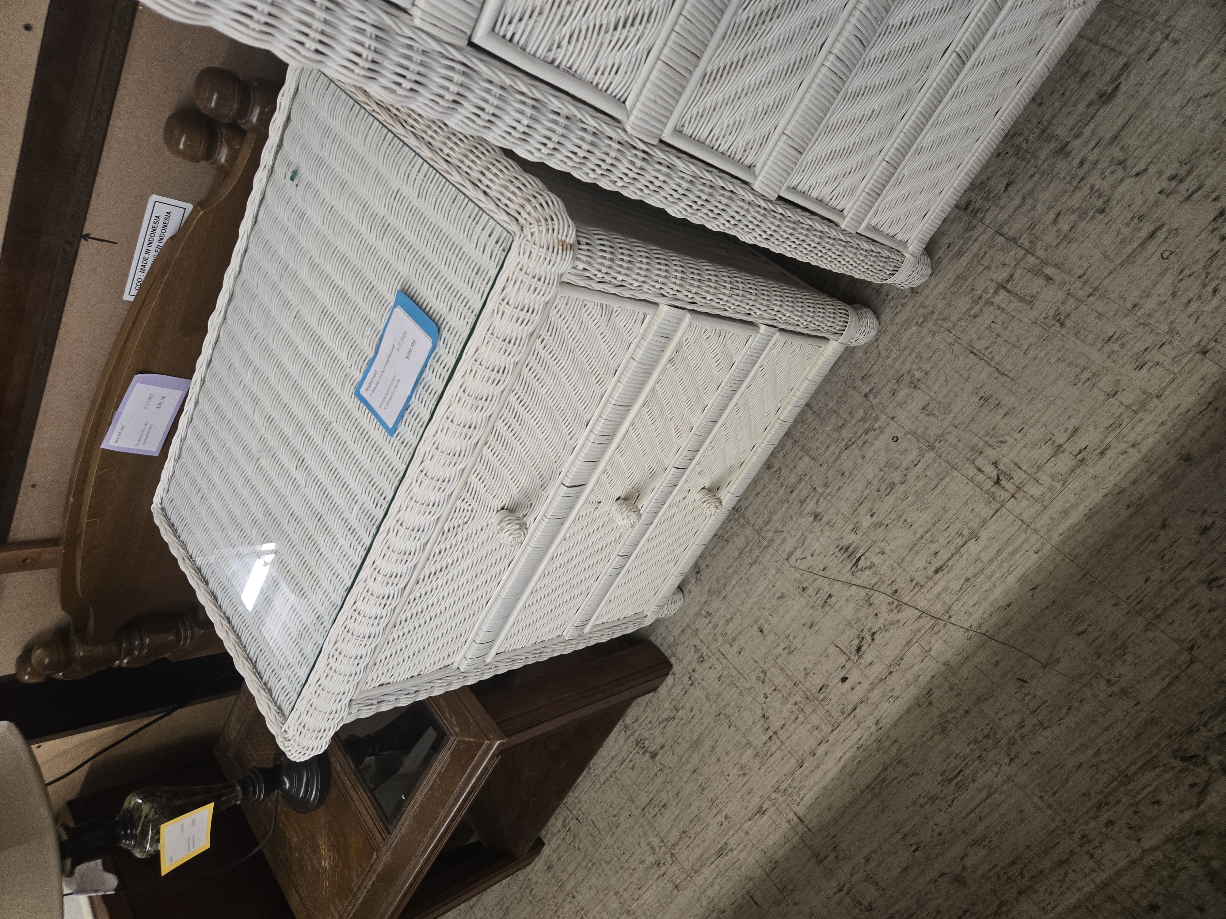 3 drawer white wicker night stand - Pre-loved furniture Central Florida