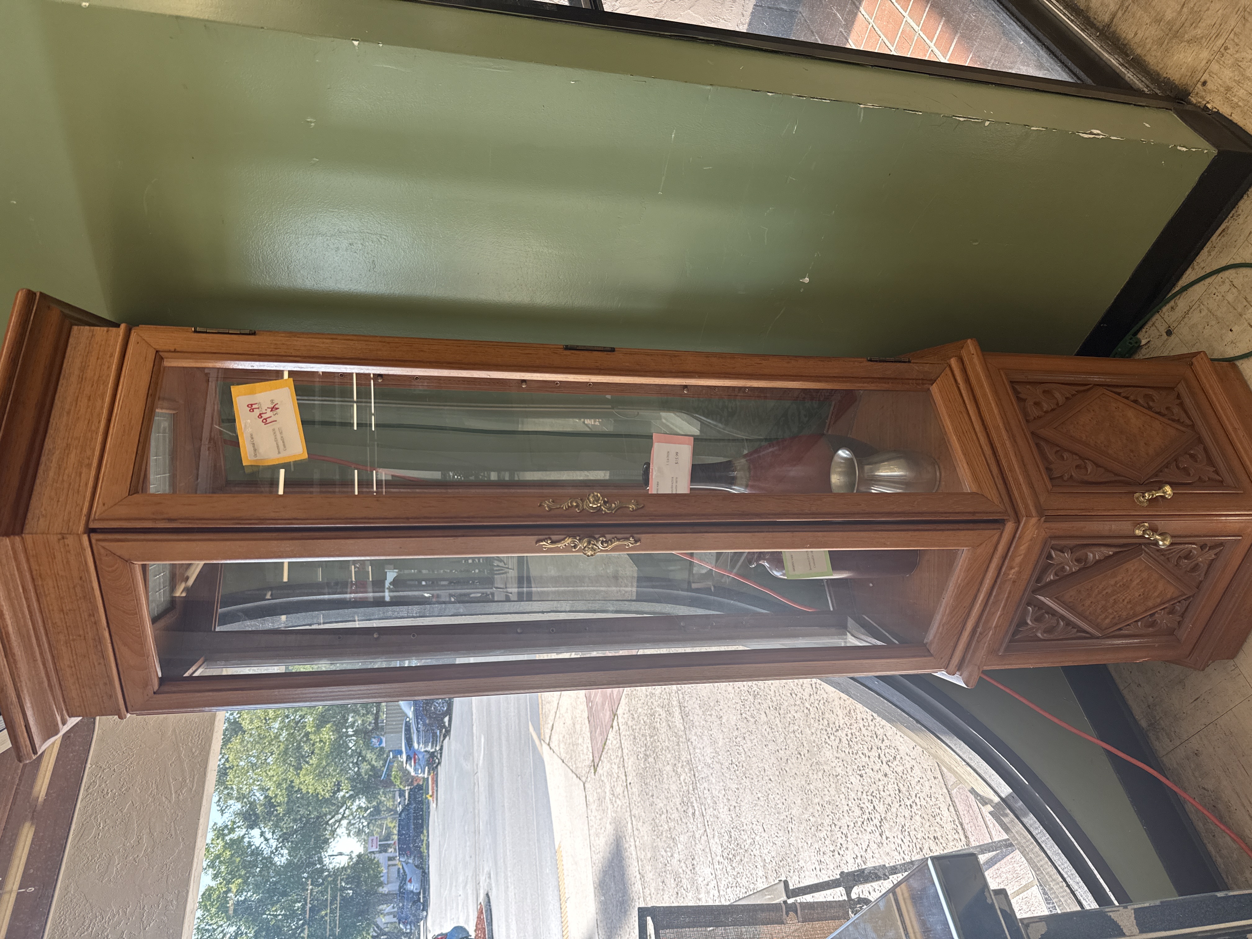 Octagonal Curio - Pre-loved furniture Central Florida