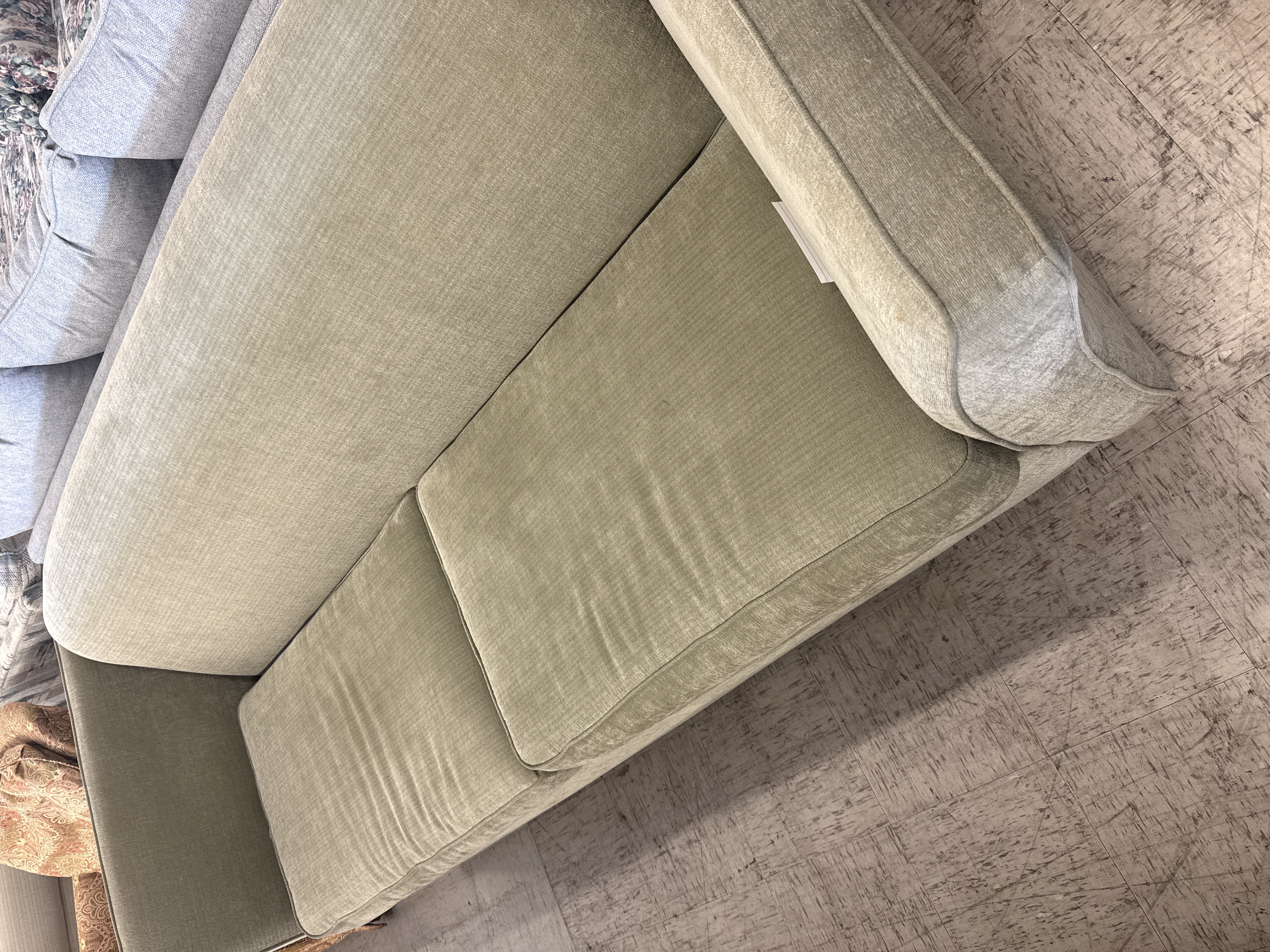 Green Sofa - Pre-loved furniture Central Florida