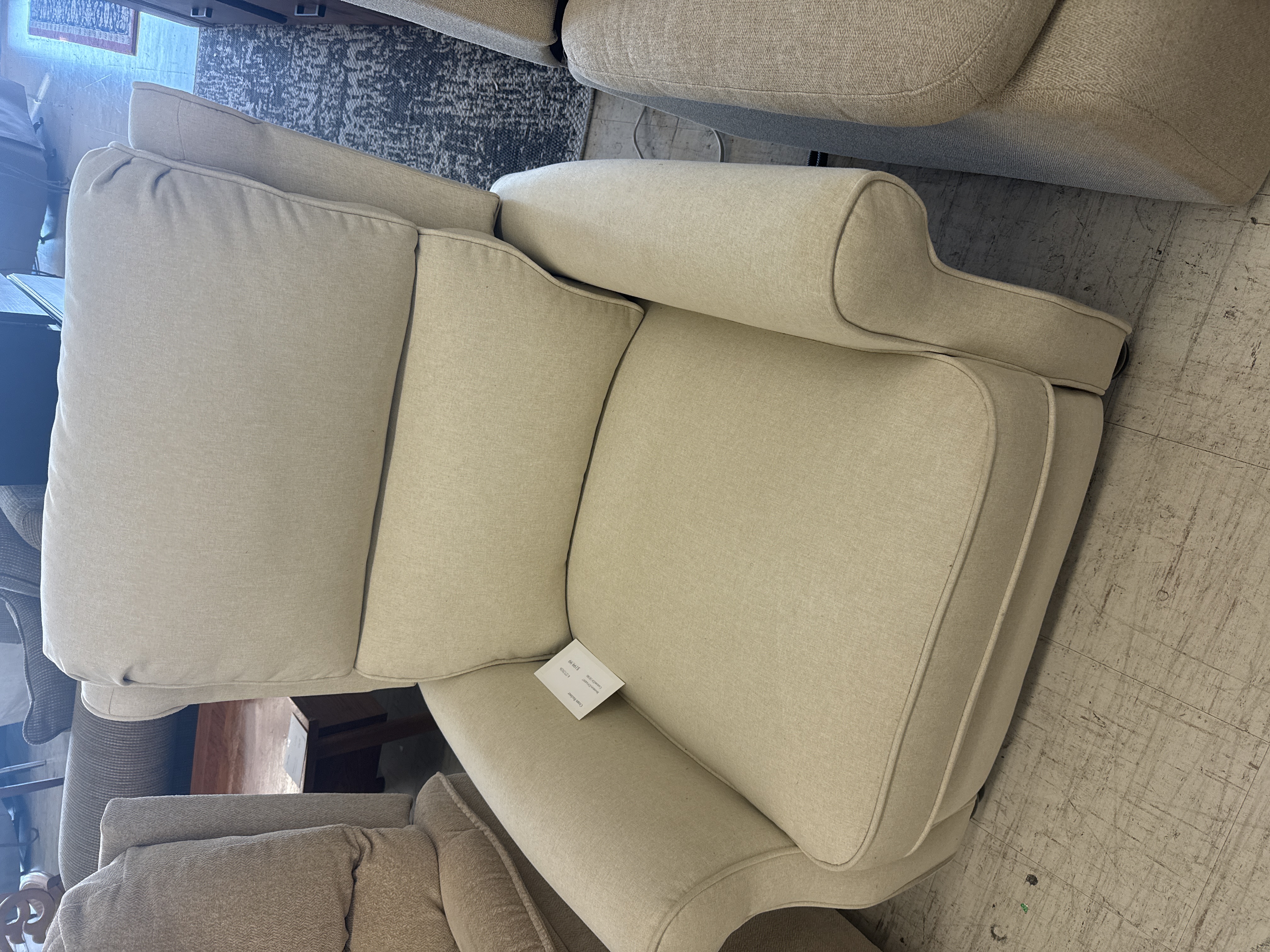 Cream Recliner - Pre-loved furniture Central Florida